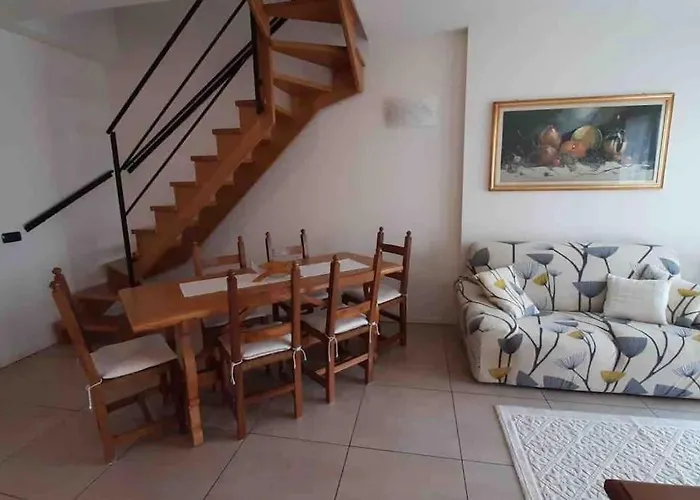 Apartment Silvia E Faby Maggiore *